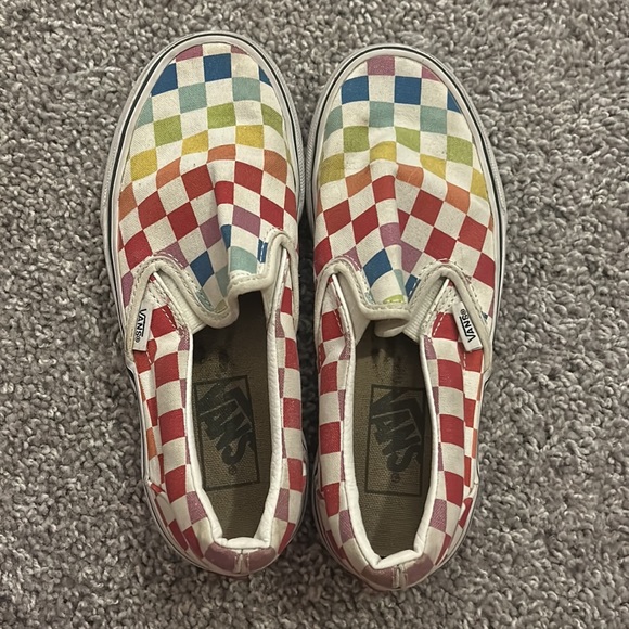 Vans - Picture 6 of 11